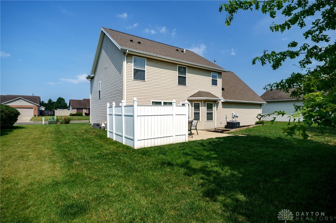 1371 Edinburgh Drive, Troy, Ohio image 40