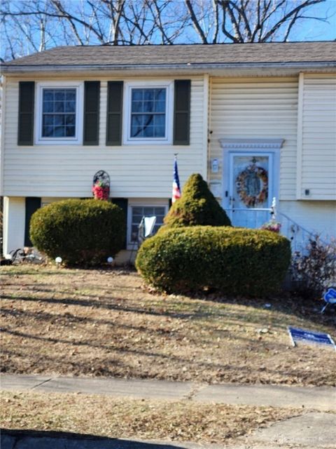 Photo of 704 Dover Avenue, Middletown, OH 45044 (MLS # 951059)