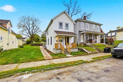 Photo of 1783 Edwards Ave, Springfield, OH 45503 (MLS # 949911)