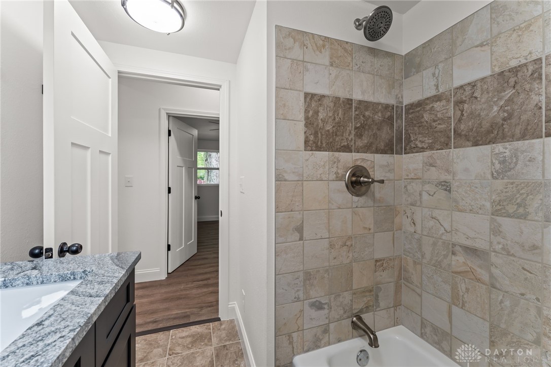 4124 Rosehill Drive, Beavercreek, Ohio image 35