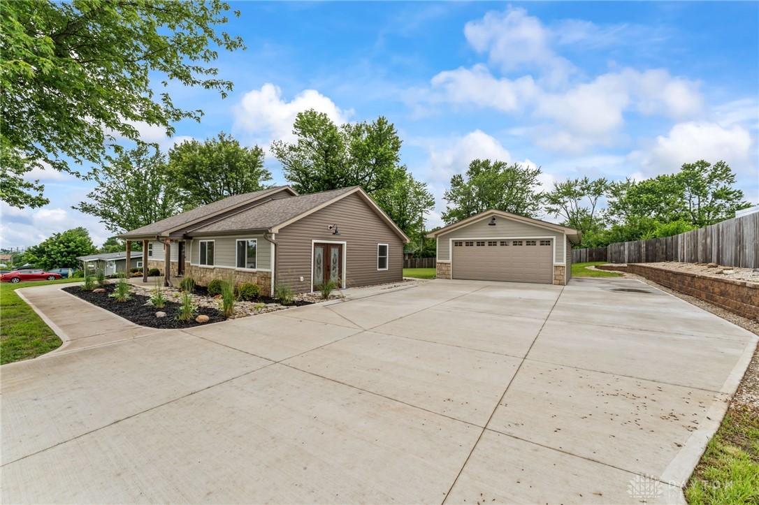 4124 Rosehill Drive, Beavercreek, Ohio image 12