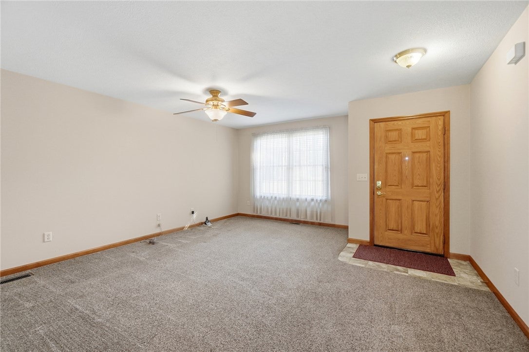 20 Ash Knoll Drive