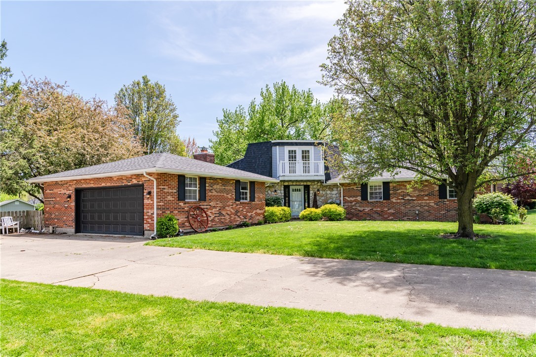 2245 Shenandoah Drive, Troy, Ohio image 2