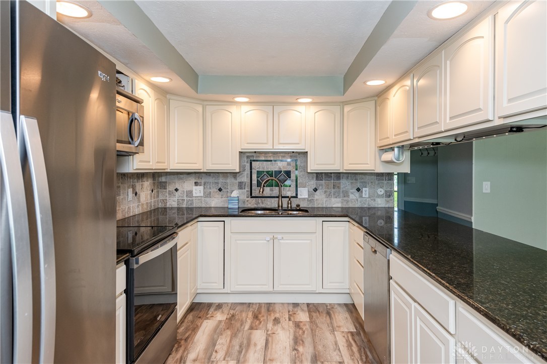 2245 Shenandoah Drive, Troy, Ohio image 18