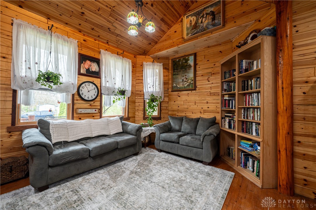44 N Meadow Drive, Dayton, Ohio image 7