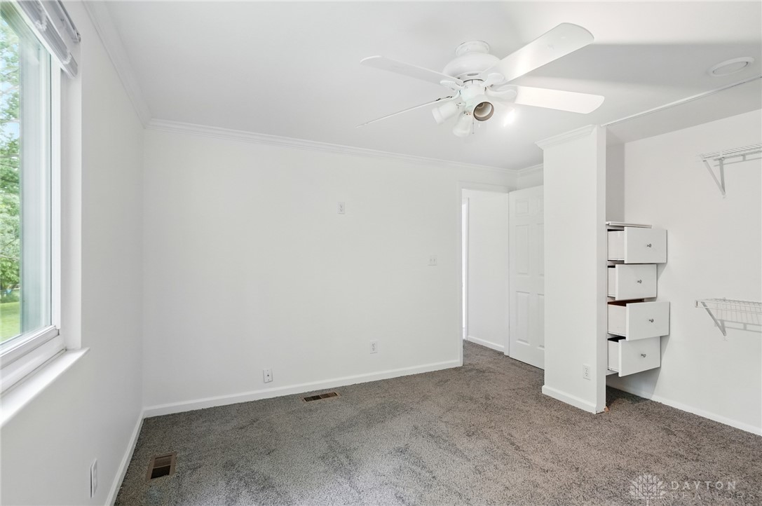 712 Decker Drive, Miamisburg, Ohio image 32