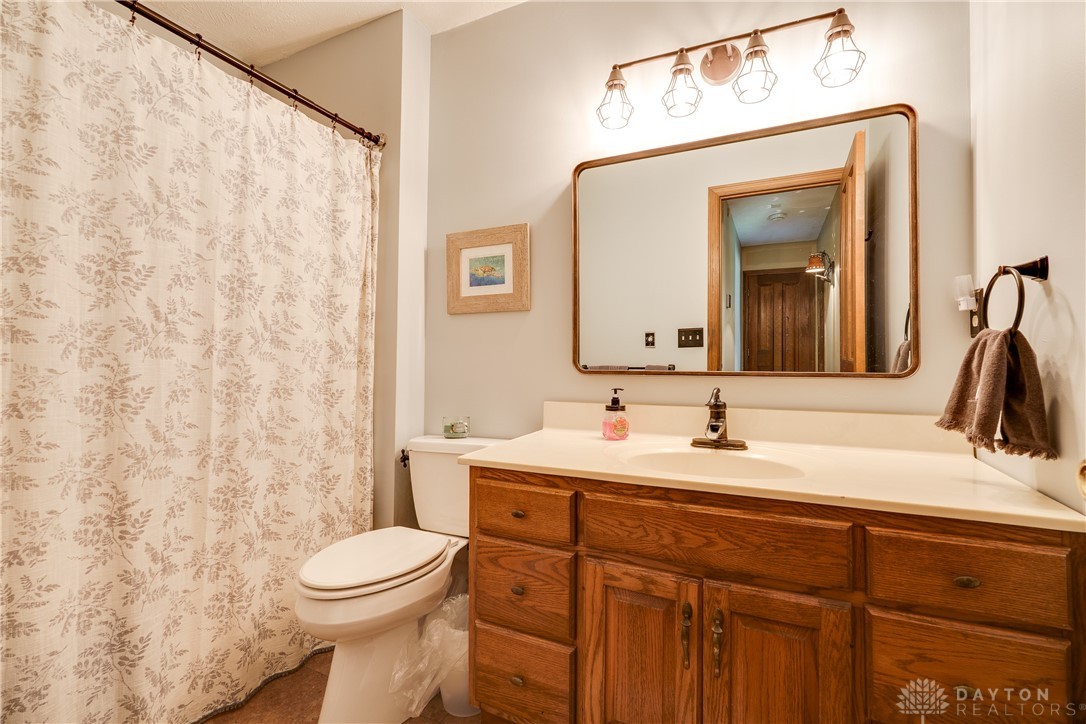 8784 Oregonia Road, Waynesville, Ohio image 32