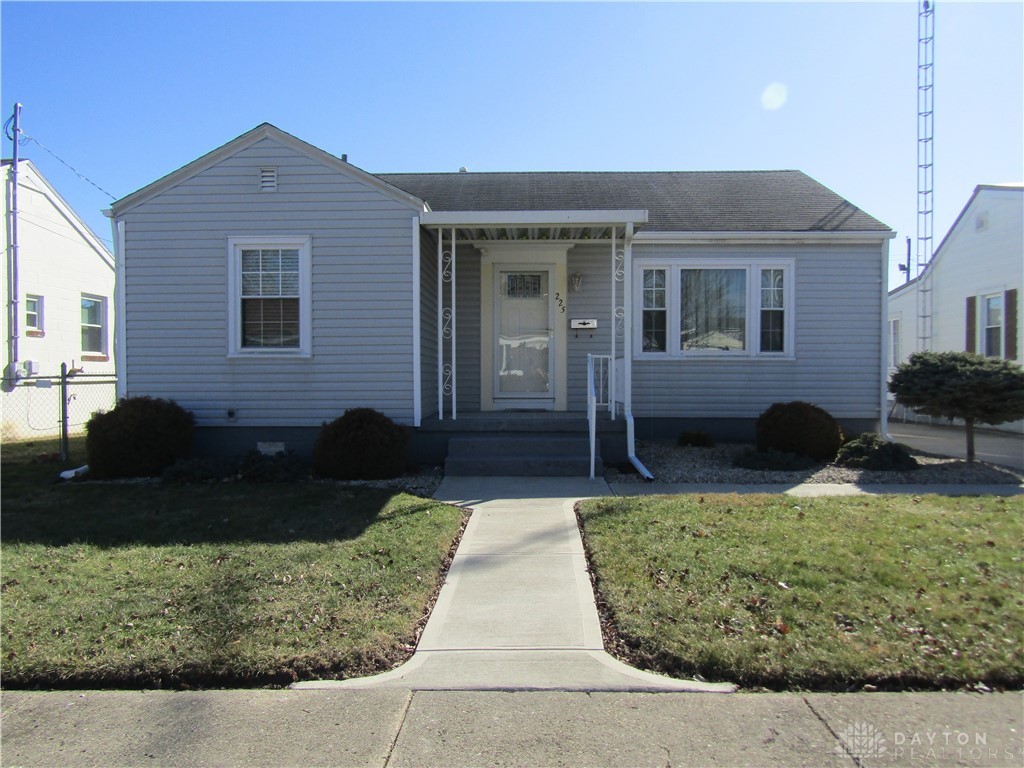225 W Spring Street, Eaton, Ohio image 1