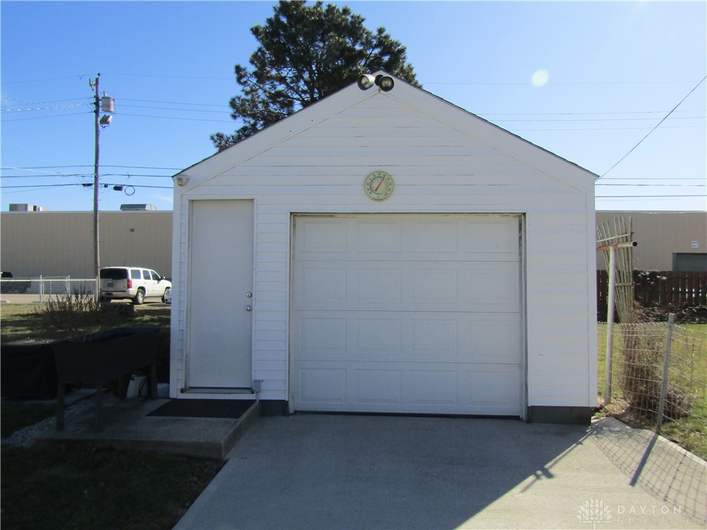 225 W Spring Street, Eaton, Ohio image 3