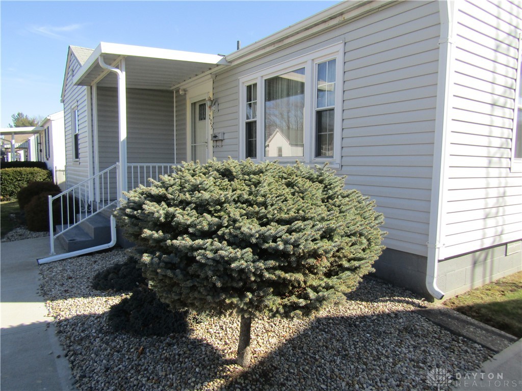 225 W Spring Street, Eaton, Ohio image 2