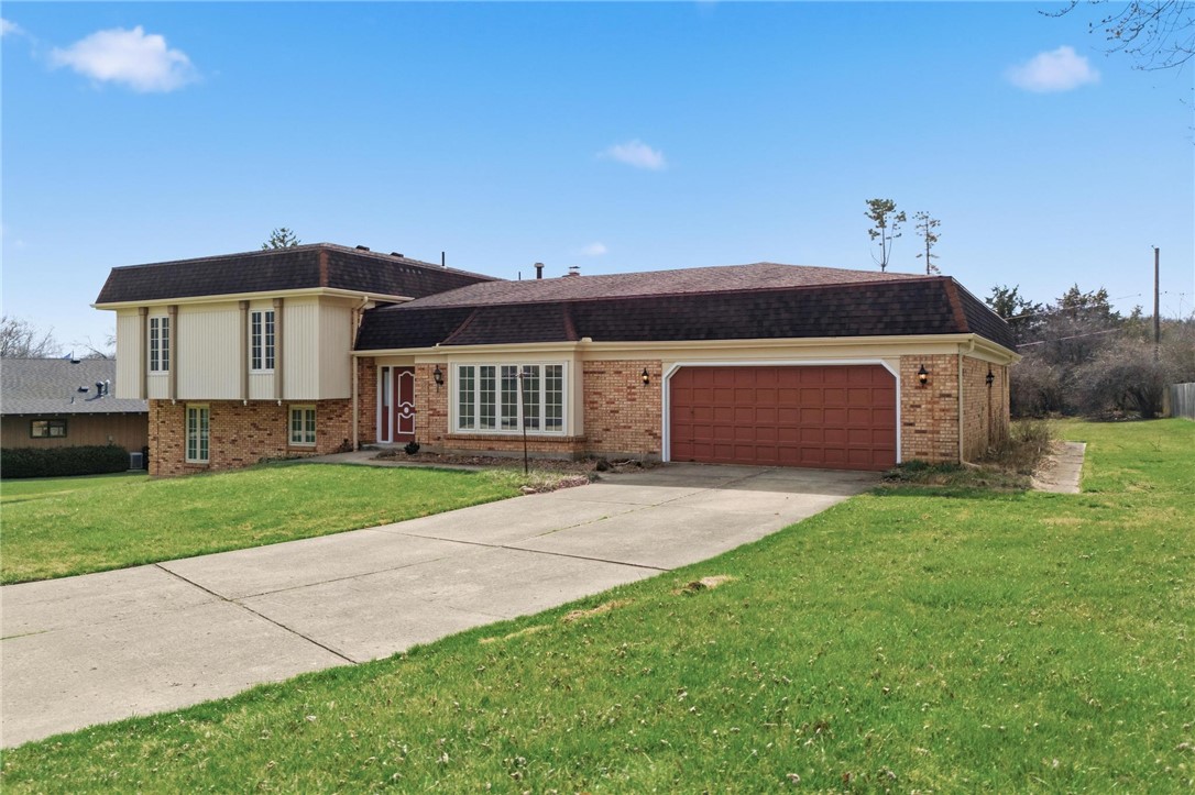 6835 Saint Laurent Circle