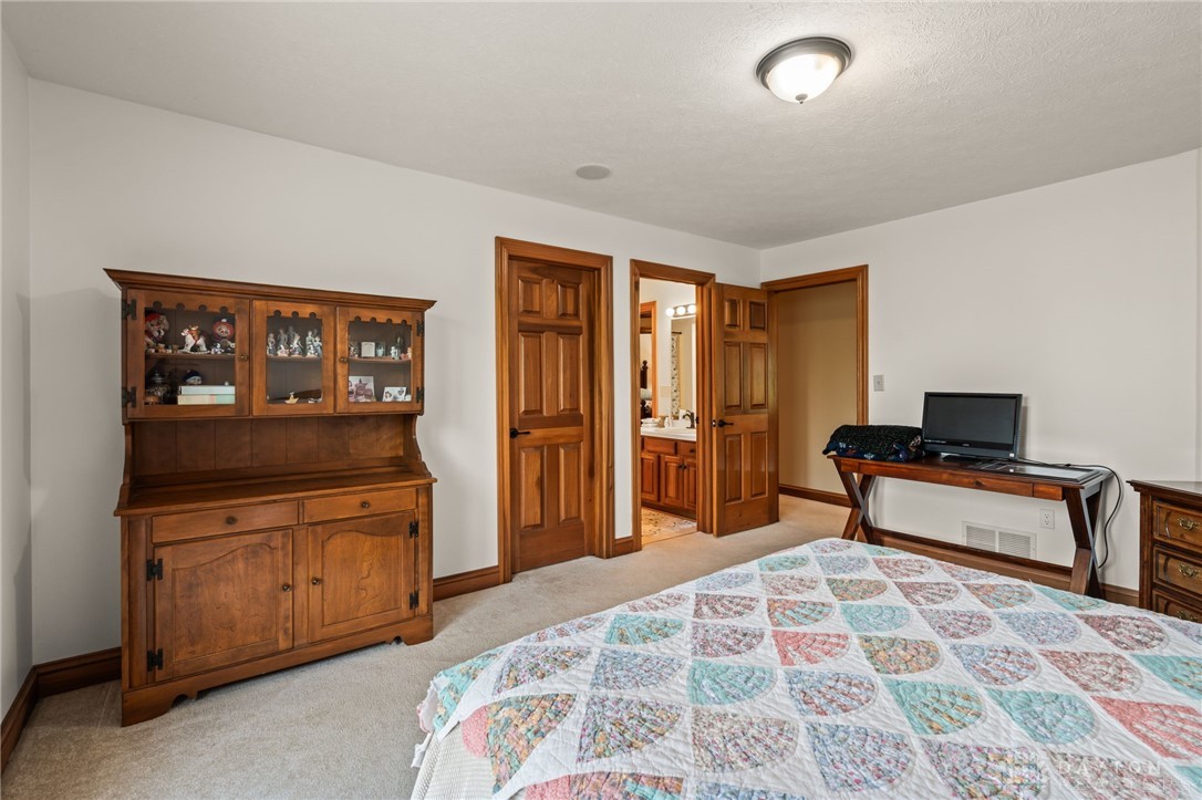 2353 Sherwood Court, Beavercreek Township, Ohio image 26