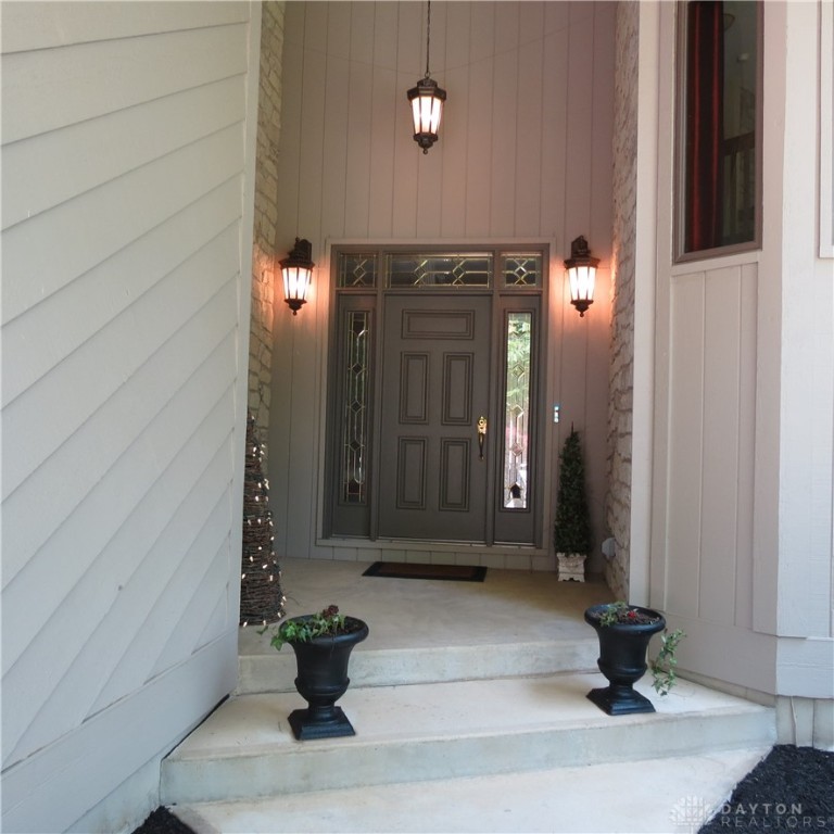 10207 Oak Creek Drive, Sidney, Ohio image 6