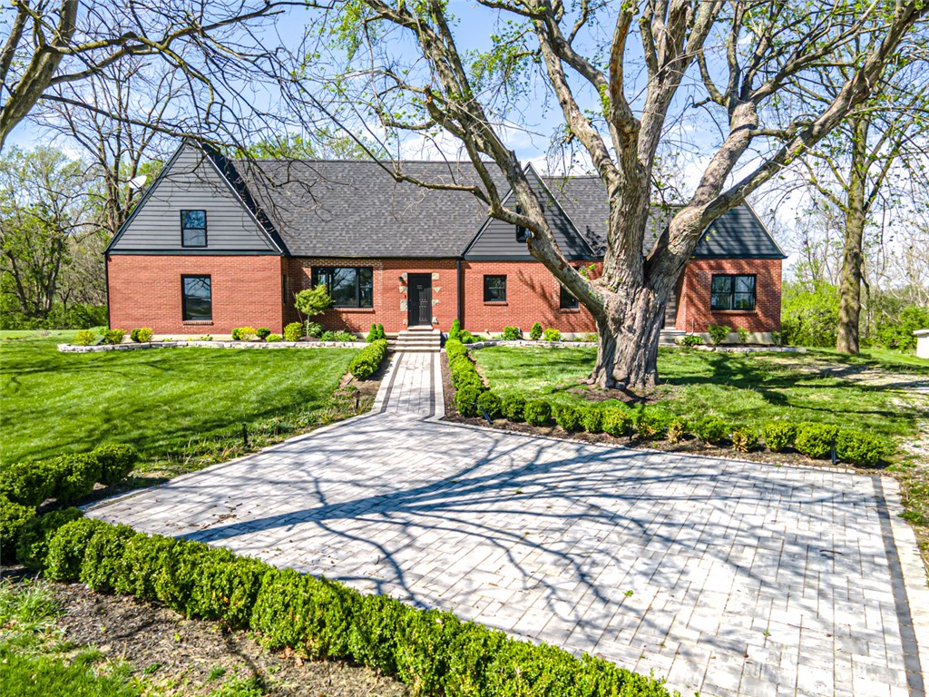 121 Alexander Road