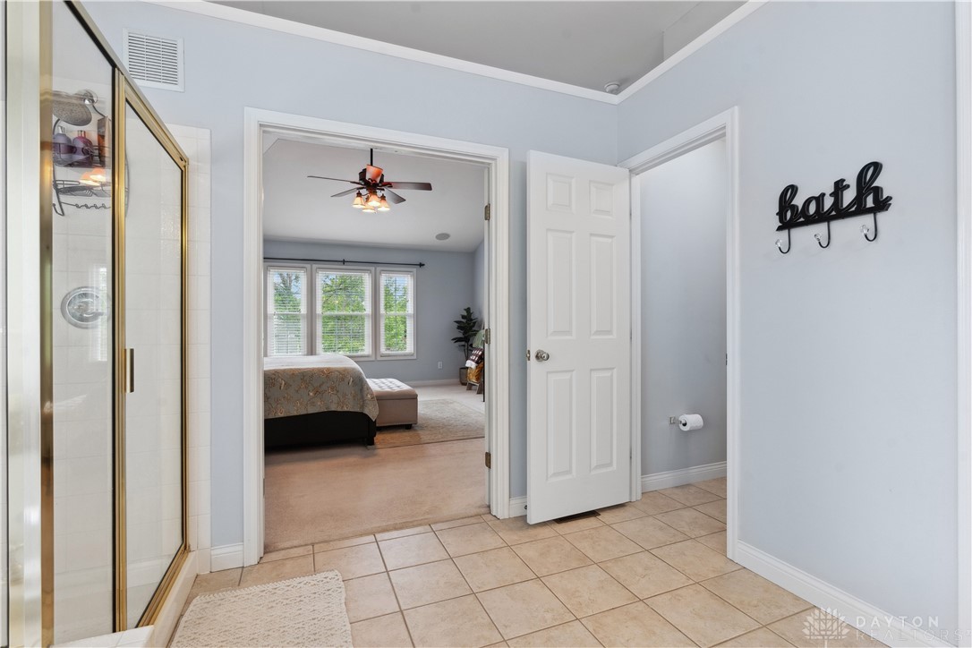 2506 Hingham Lane, Dayton, Ohio image 44