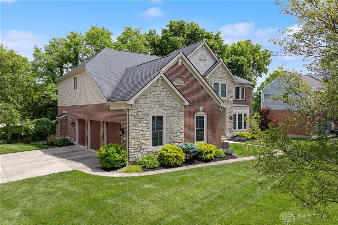 2506 Hingham Lane, Dayton, Ohio image 3