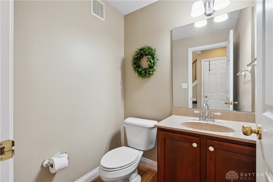 2506 Hingham Lane, Dayton, Ohio image 19