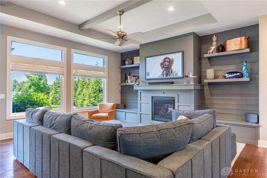 979 Creekview Drive, Waynesville, Ohio image 3