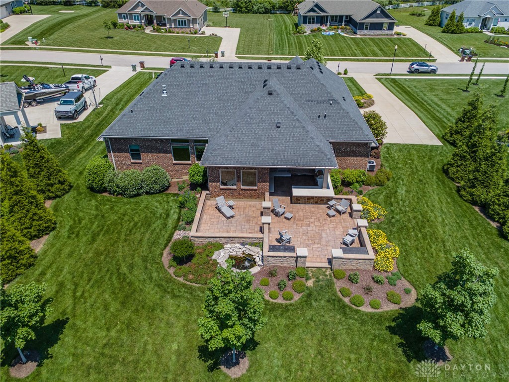 979 Creekview Drive, Waynesville, Ohio image 2