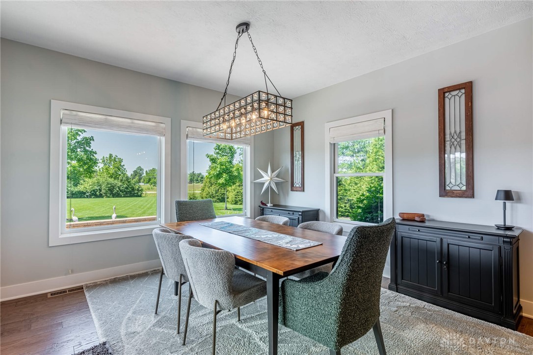 979 Creekview Drive, Waynesville, Ohio image 14