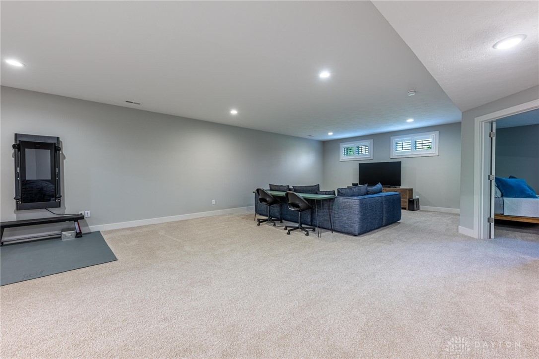 979 Creekview Drive, Waynesville, Ohio image 30