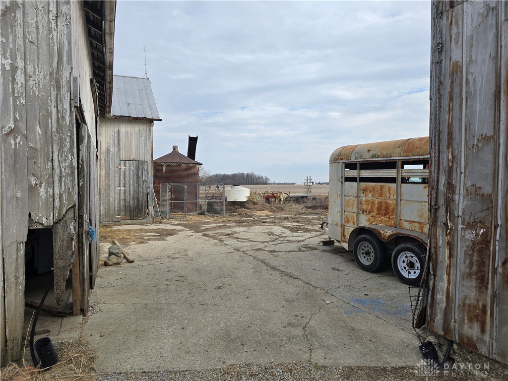 535 W Holtzmuller Road, West Manchester, Ohio image 31