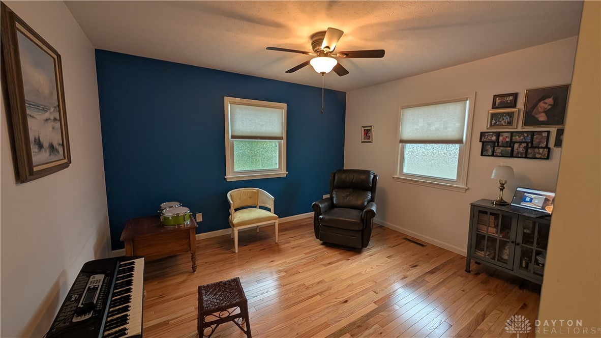 4919 Dinsmore Road, Dayton, Ohio image 22