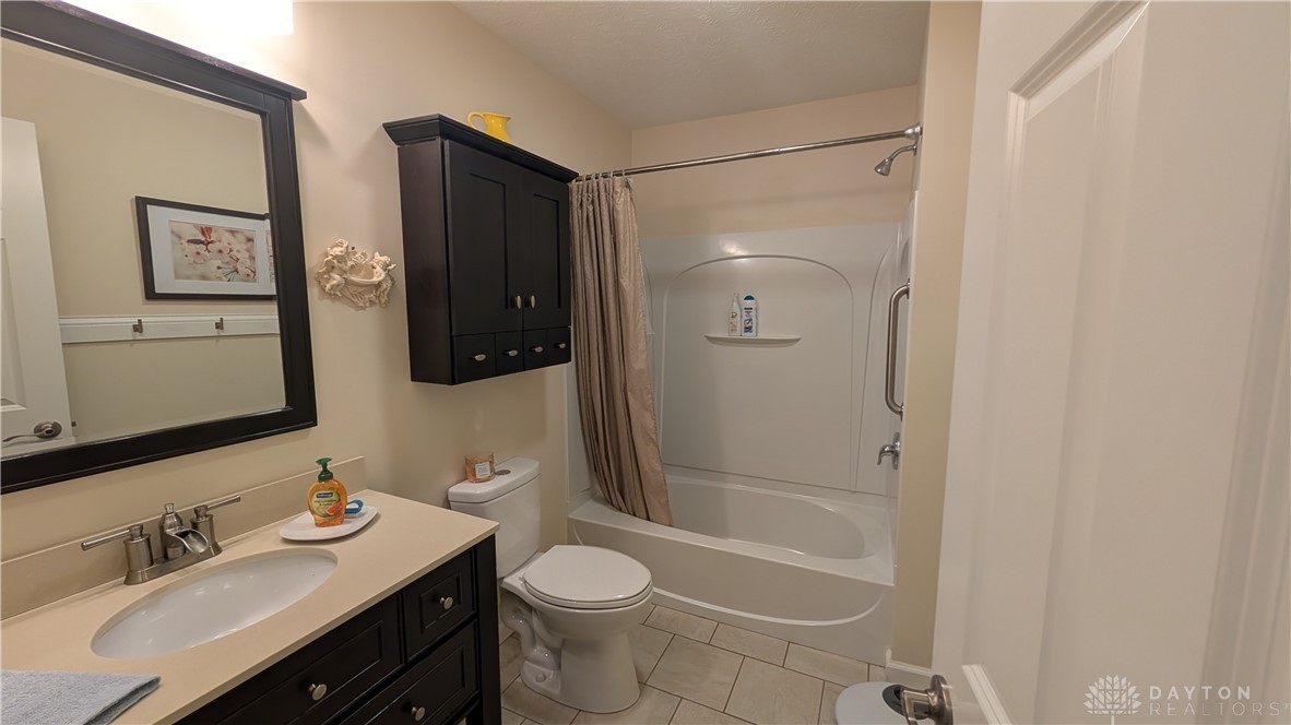 4919 Dinsmore Road, Dayton, Ohio image 26