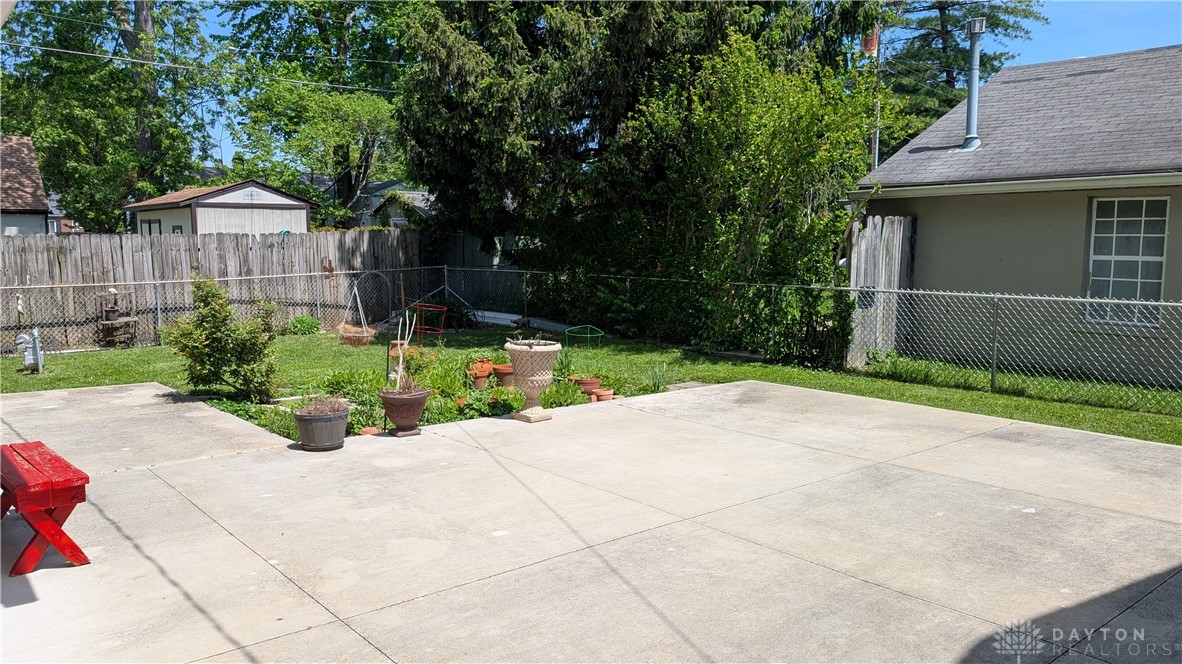 4919 Dinsmore Road, Dayton, Ohio image 34