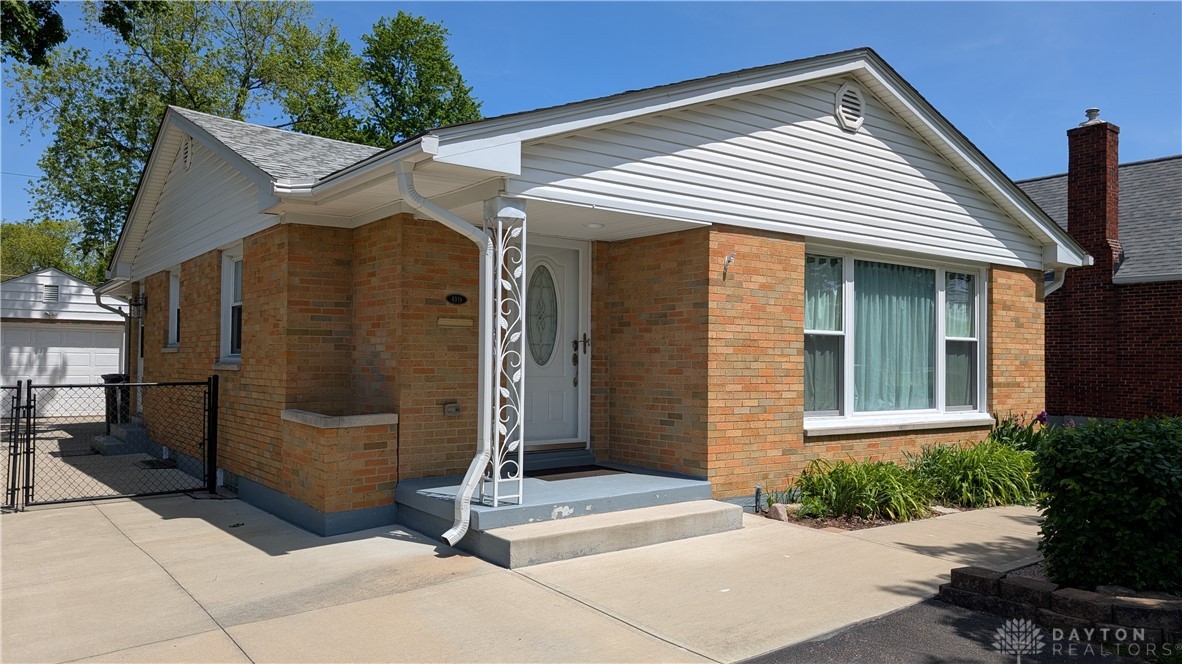 4919 Dinsmore Road, Dayton, Ohio image 1