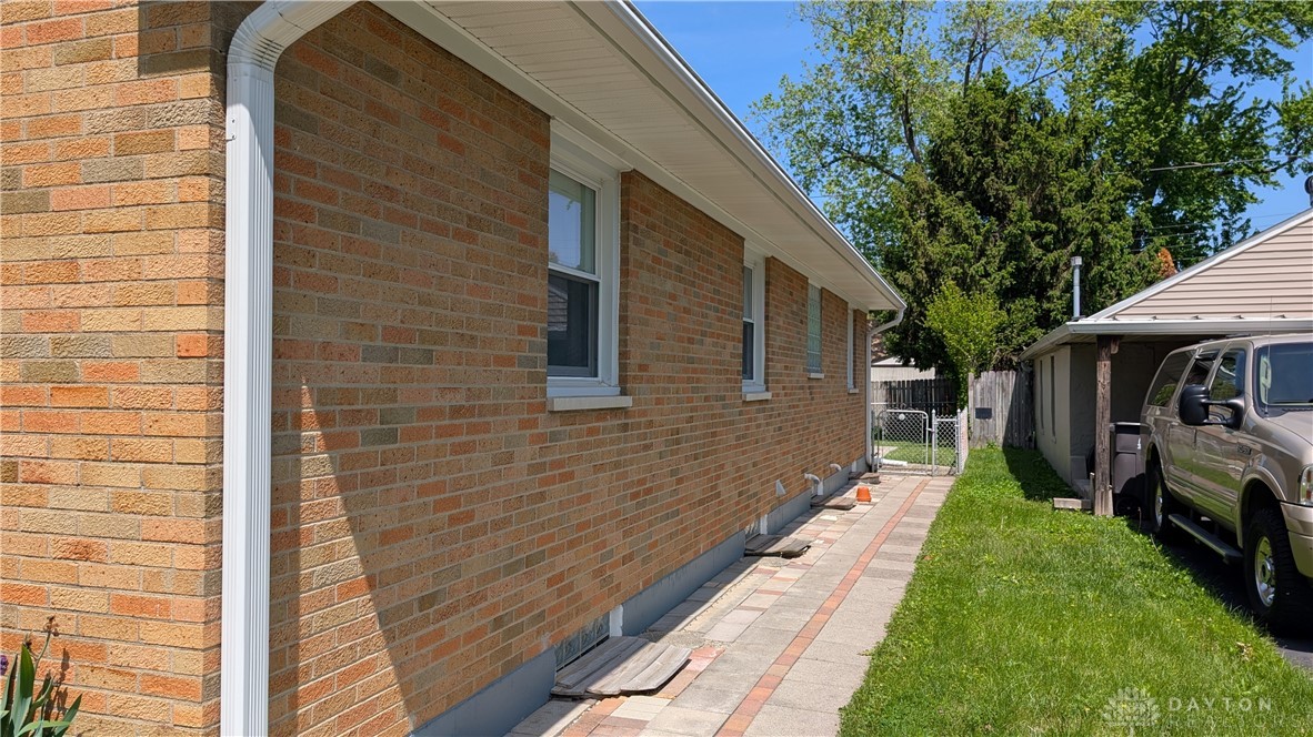 4919 Dinsmore Road, Dayton, Ohio image 33