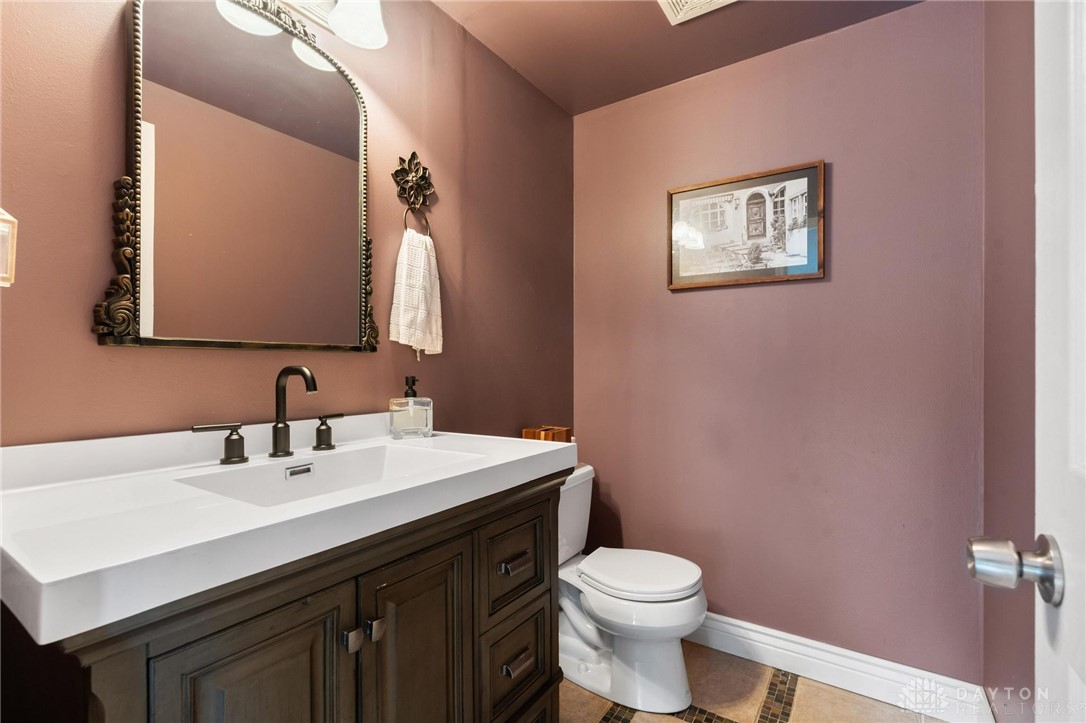 2242 Turnbull Road, Beavercreek, Ohio image 19