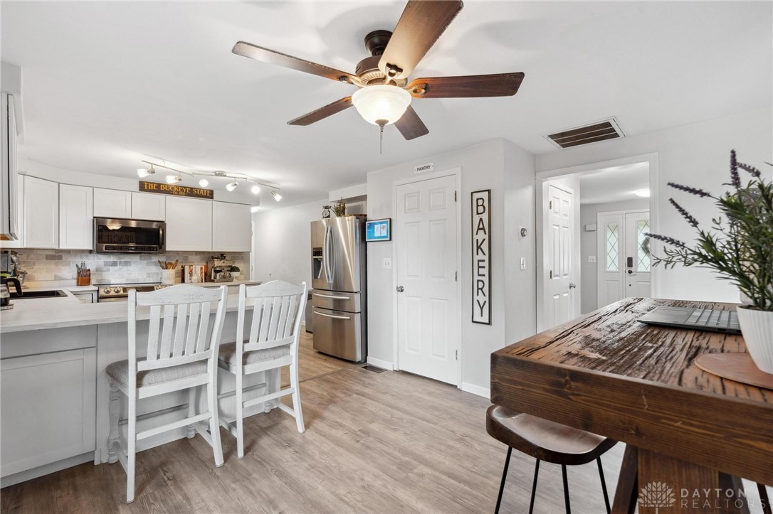 2242 Turnbull Road, Beavercreek, Ohio image 16
