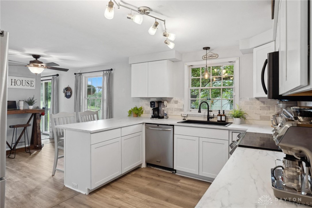 2242 Turnbull Road, Beavercreek, Ohio image 12