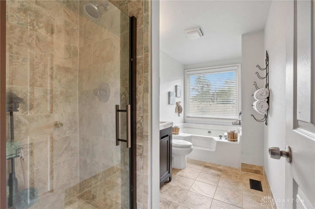 2242 Turnbull Road, Beavercreek, Ohio image 22