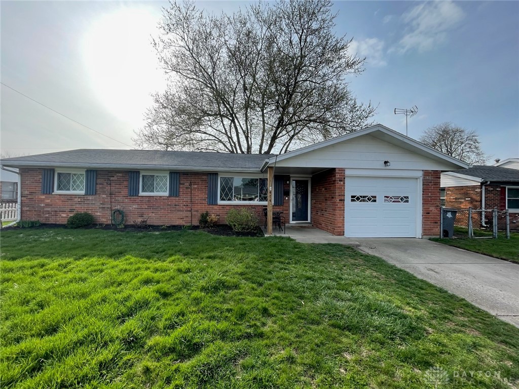 474 Forrest Lane, Troy, Ohio image 1
