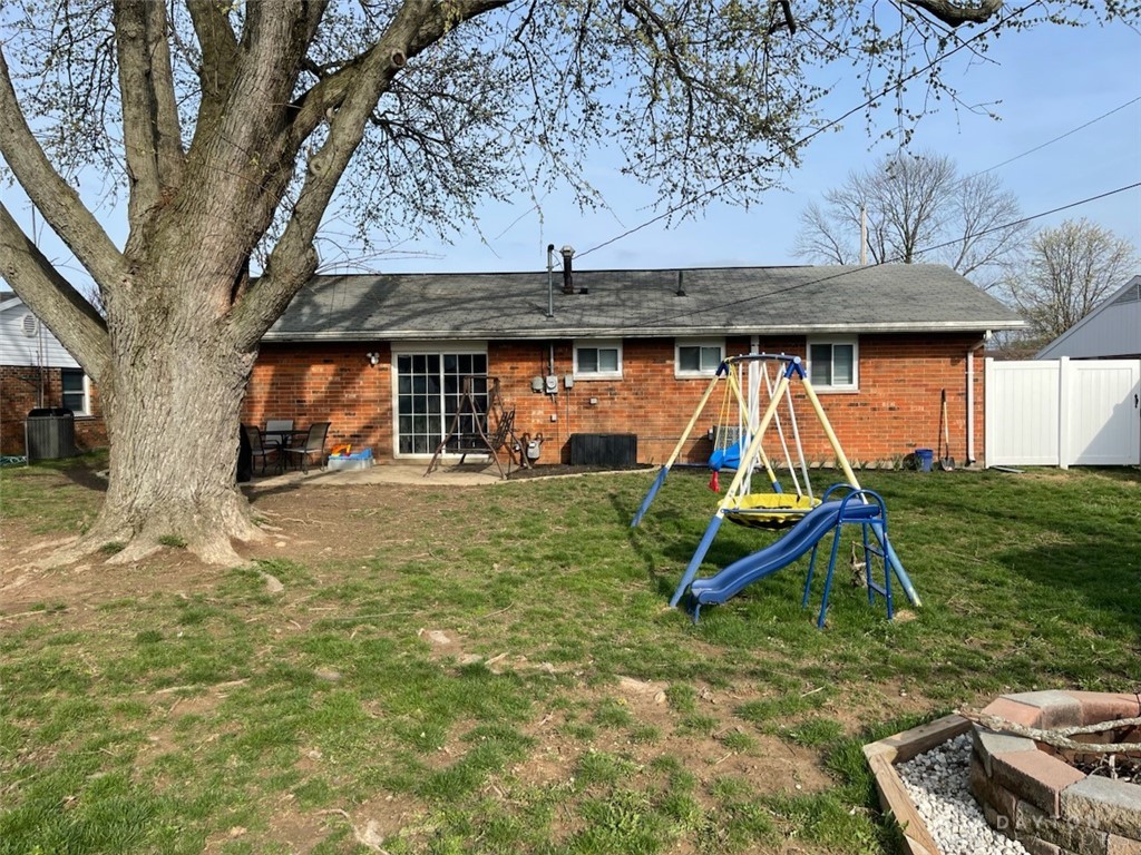 474 Forrest Lane, Troy, Ohio image 4