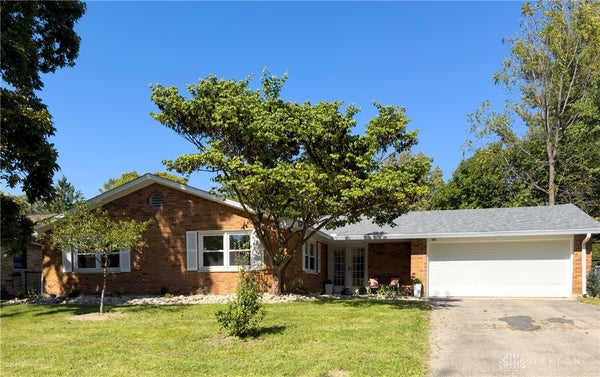 125 MIAMI DR, YELLOW SPRINGS, OH 45387 - Image 7c4e54e5309e2fc179dbca291d7b0d79/1368541647