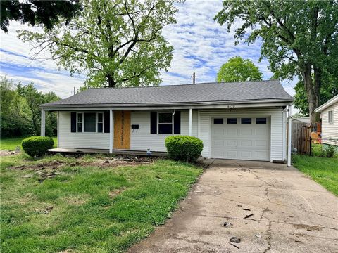 Photo of 4620 Farnham Avenue, Riverside, OH 45420 (MLS # 958598)