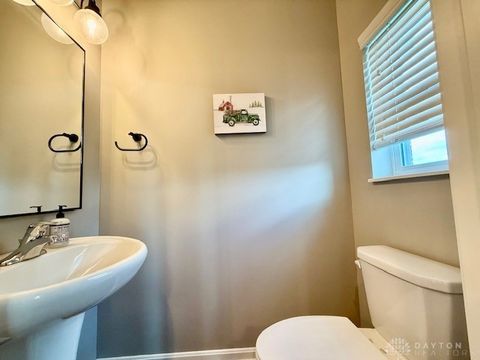 Tiny photo for 9588 Tahoe Drive, Dayton, OH 45458 (MLS # 947019)