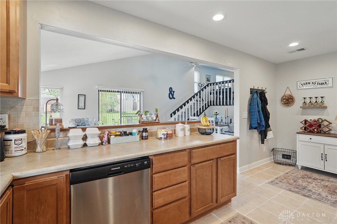 6604 Loblolly Drive, Dayton, Ohio image 15