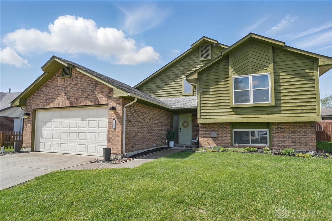 6604 Loblolly Drive, Dayton, Ohio image 3