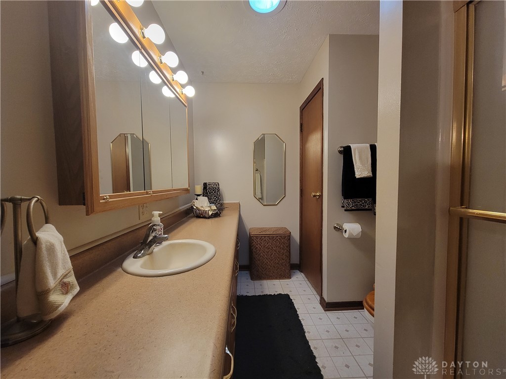 13659 Little Richmond Road, Brookville, Ohio image 35