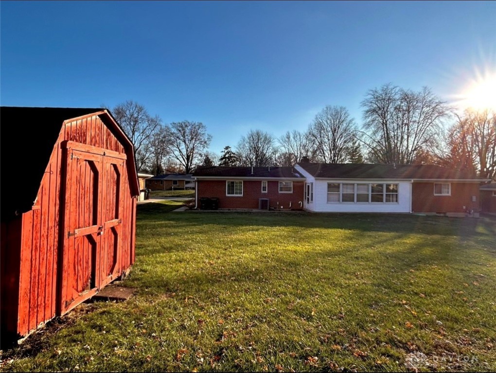 321 Laurelann Drive, Dayton, Ohio image 7