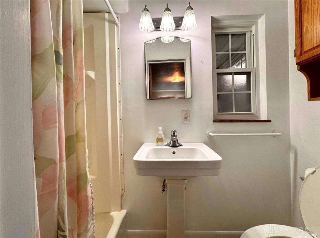 321 Laurelann Drive, Dayton, Ohio image 29