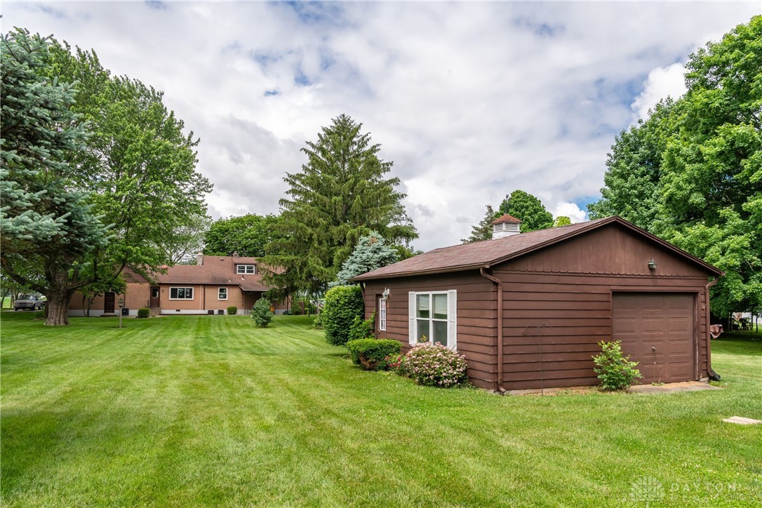 7885 S Jay Road, West Milton, Ohio image 25