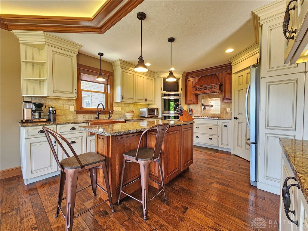 5630 Meissen Drive, Springfield, Ohio image 7
