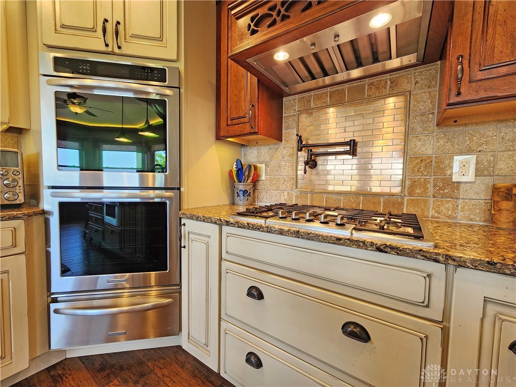 5630 Meissen Drive, Springfield, Ohio image 13