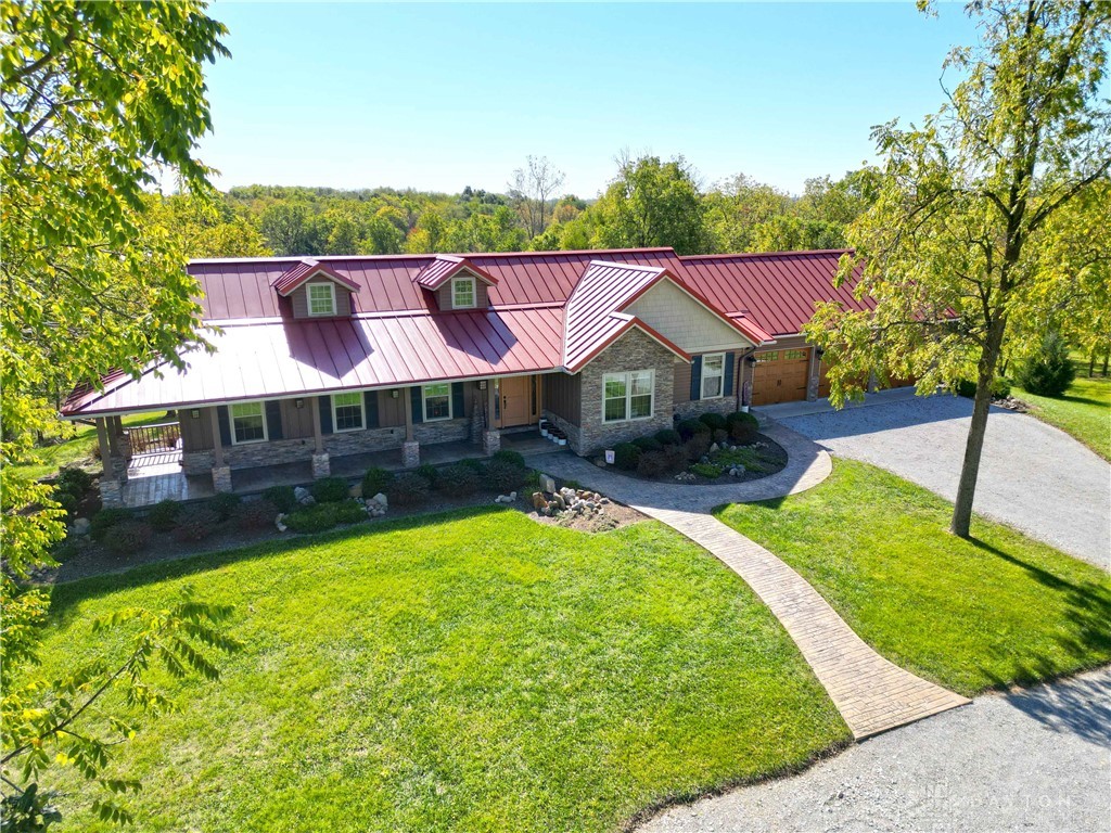 5630 Meissen Drive, Springfield, Ohio image 3