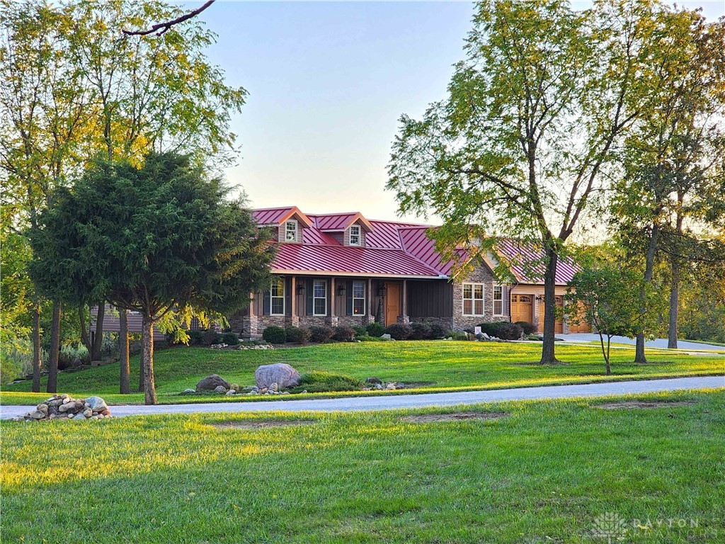 5630 Meissen Drive, Springfield, Ohio image 4